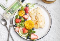 餐桌上的春日花园—缤纷果蔬香煎鱼排沙拉#吃出健康，解决假胖#的做法