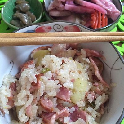 土豆培根饭—电饭煲腹中的美食