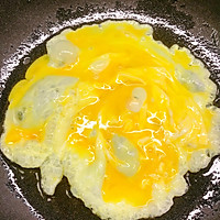 鸡蛋炒河粉的做法图解4