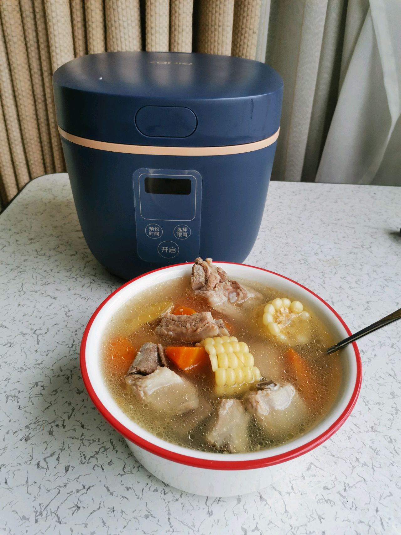 玉米排骨汤详细做法_玉米排骨汤做法步骤_萝卜排骨汤做法_煲排骨汤的做法