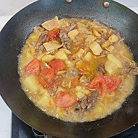 西红柿土豆牛腩的做法图解4