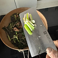 腊肉炒红菜苔的做法图解6