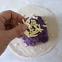 #快手又营养，我家的冬日必备菜品#酥到掉渣的奶香芝士紫薯酥饼的做法图解8