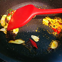 #巨下饭的家常菜#超好吃的干锅土豆虾的做法图解3