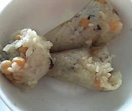 腊肉豌豆粽子的做法