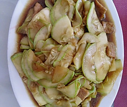西葫芦(角瓜)炒肉的做法