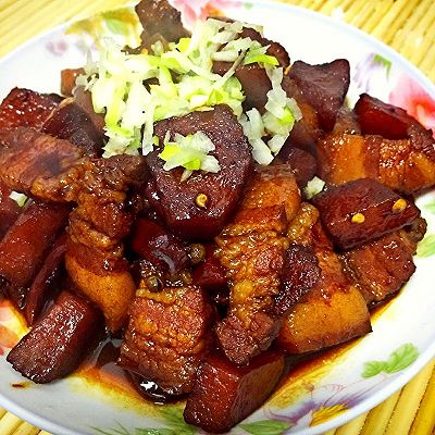 简易版红烧肉炖土豆