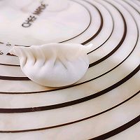 鲜香多汁韭菜猪肉蒸饺的做法图解8