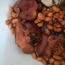 猪蹄焖黄豆