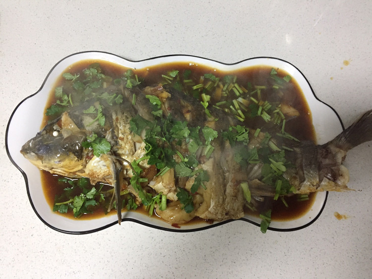 红烧鲤鱼的做法
