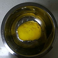 南瓜夹心小馒头:宝宝辅食营养食谱菜谱的做法图解3