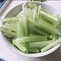 青椒油豆腐的做法图解3