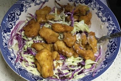 蔬菜炸鸡沙拉