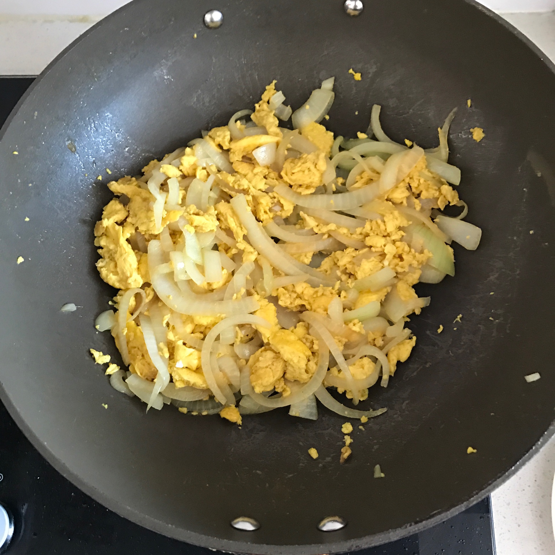 圆葱炒鸡蛋怎么做_圆葱炒鸡蛋的做法_豆果美食