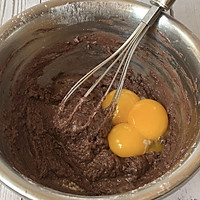 不回缩不塌陷6寸可可戚风蛋糕的做法图解3