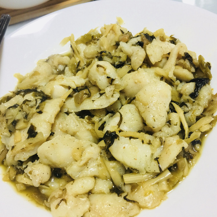 酸菜龙利鱼（炒菜）的做法