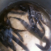 野生泥鳅汤的做法图解1
