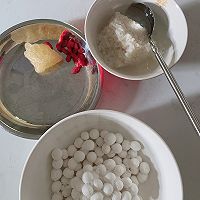 超简单的枸杞藕粉酒酿小圆子的做法图解1