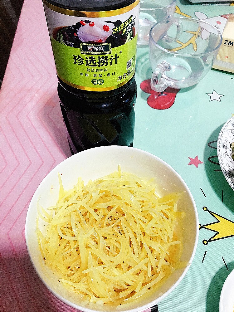 捞汁凉拌土豆丝的做法