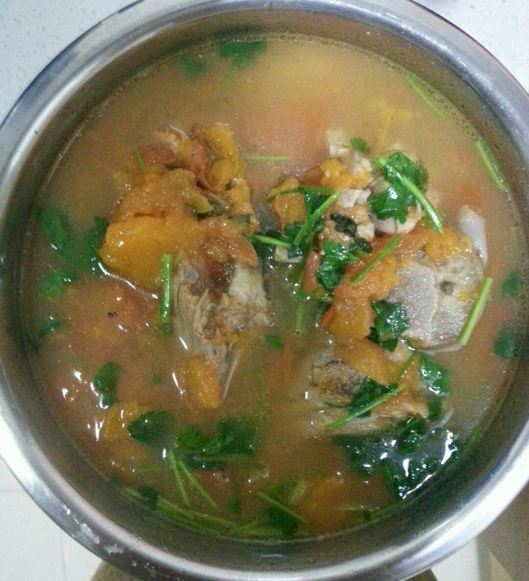大骨木瓜西红柿汤(营养保健汤)