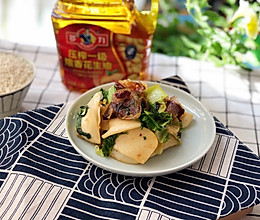 #多力金牌大厨带回家-北京站#年味美食-家乡香肠炒饵块的做法