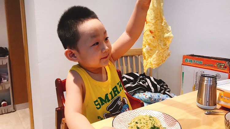 宝宝爱吃的蛋包饭炒饭的做法