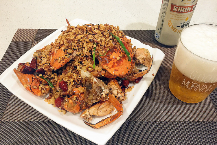 避风塘炒辣蟹的做法