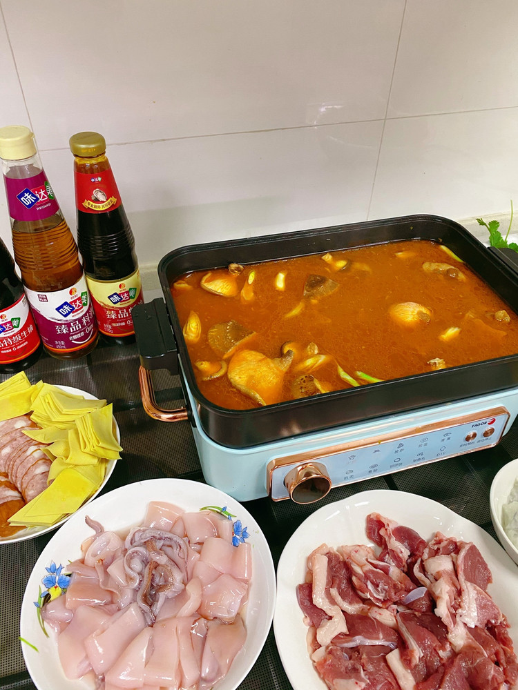 牛骨浓汤火锅的做法
