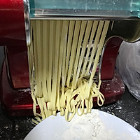 压面机/面条机家庭手工自制多色果蔬面条/菠菜面/的做法图解12