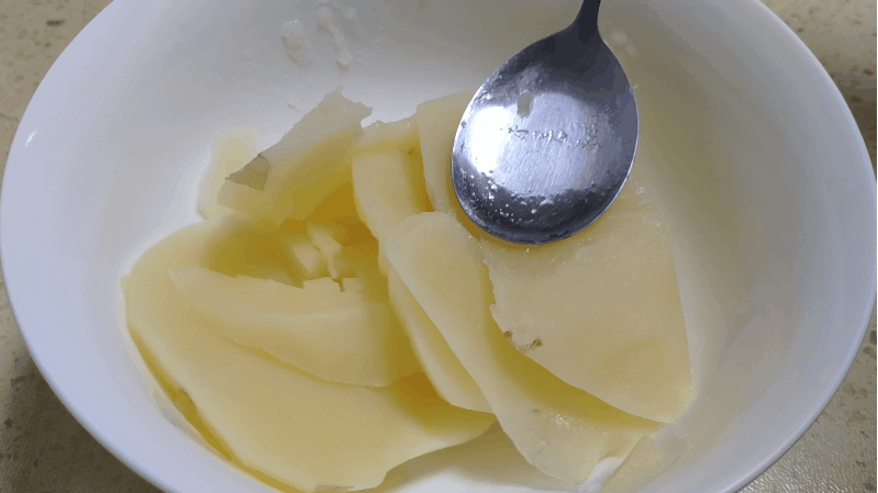 #丘比小能手料理课堂#土豆玉米沙拉包的做法图解5