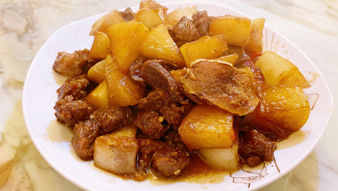 牛肉烧白萝卜