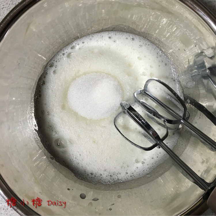红丝绒蛋糕卷的做法图解8