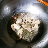 蘑菇炒肉的做法图解5