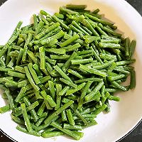 凉拌豇豆 #珍选捞汁 健康轻食季#的做法图解2