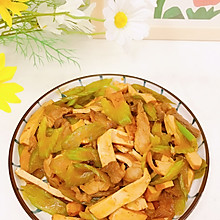西芹炒香干