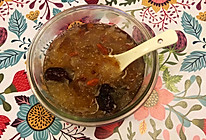 soup-银耳桃胶皂角米炖燕窝的做法