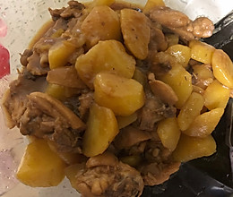 鸡腿炖土豆的做法