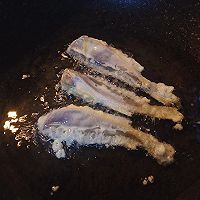 干炸小黄鱼的做法图解6