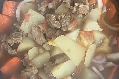 番茄土豆炖牛腩