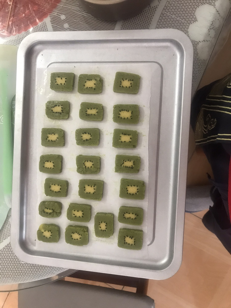 “猕猴桃”饼干的做法