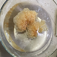 红枣雪梨枸杞银耳汤的做法图解1