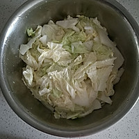 朝鲜辣白菜的做法图解1