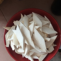 鸡腿菇炒牛肉—家庭版的做法图解3