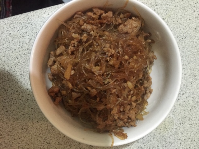 菠菜粉丝炒肉沫的做法图解5