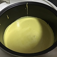 电饭煲戚风蛋糕的做法图解9
