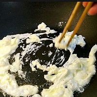 #2022烘焙料理大赛料理组复赛#芝士蟹柳炒饭的做法图解5