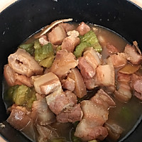 苦瓜炖五花肉的做法图解12