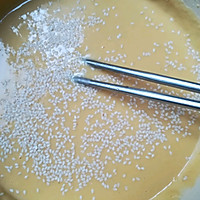 芝麻玉米面饼的做法图解3