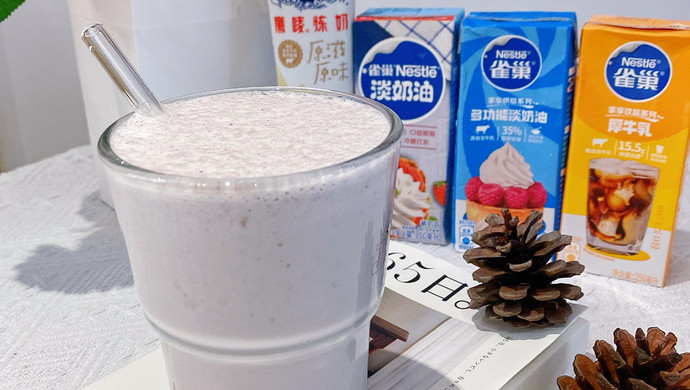 腰果桃子牛乳饮