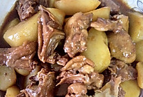 马铃薯焖鸬鸭的做法